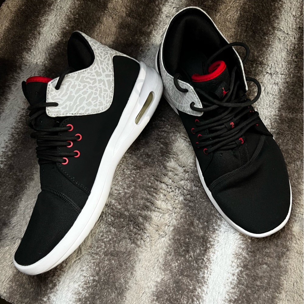 Jordan shoes 👟🖤